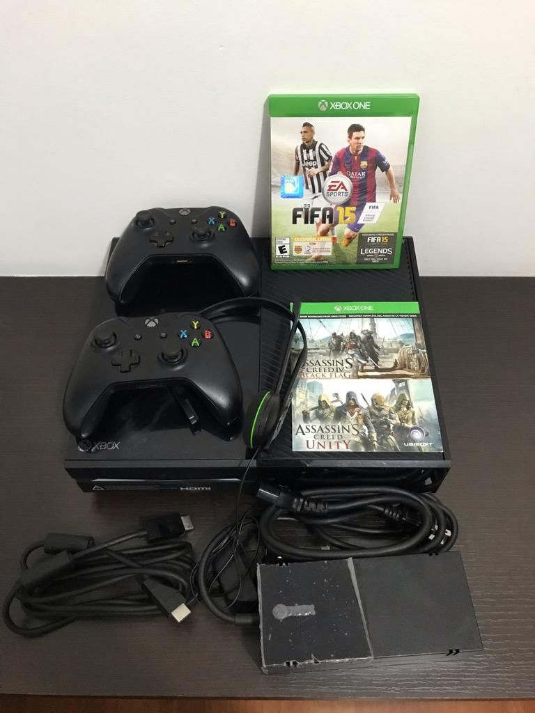 Xbox One 500Gb 2 Controles 2 Juegos