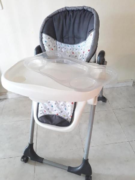 Comedor Baby Trend 150.000 con Tres Ni