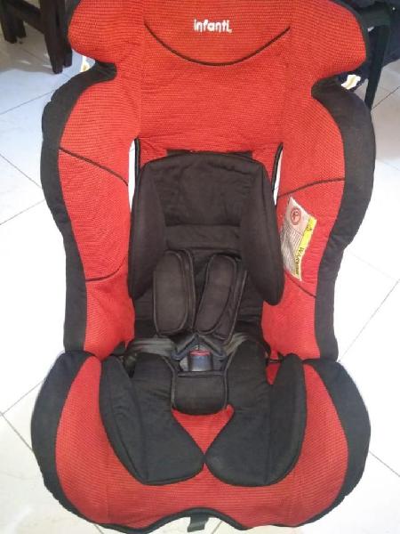 Silla para Coche Bebe Marca Infanti.