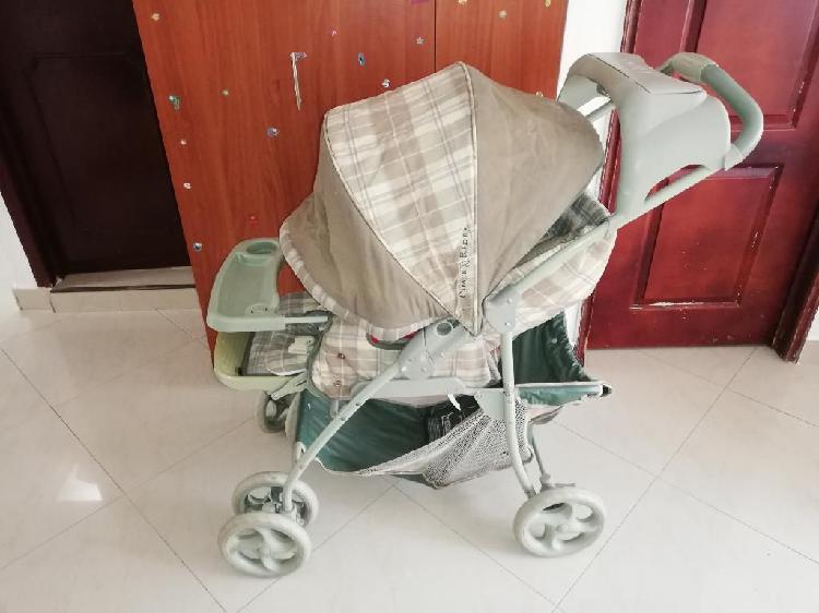 Vendo Coche Unisex Marca Graco