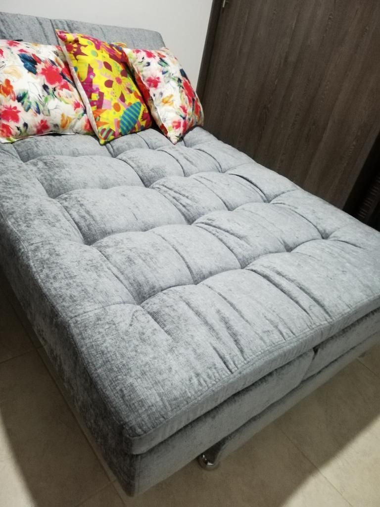 Espectacular Sofa Cama - Nuevo