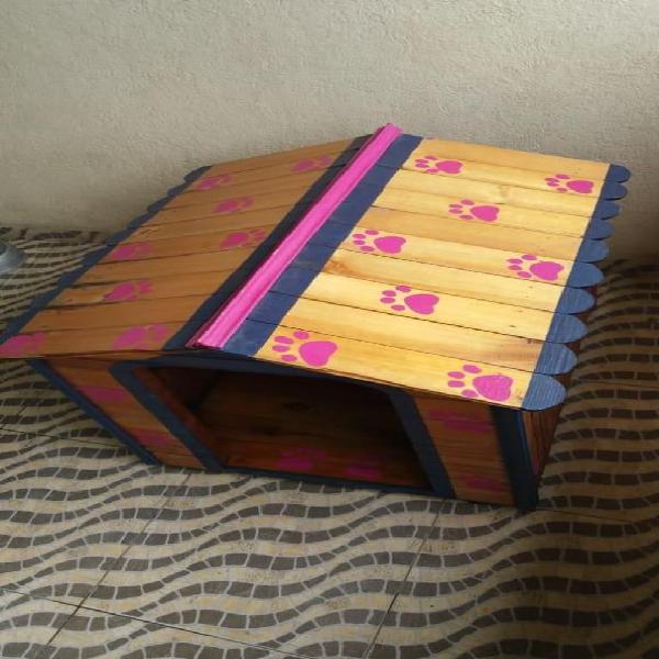 Casa para perrito en madera