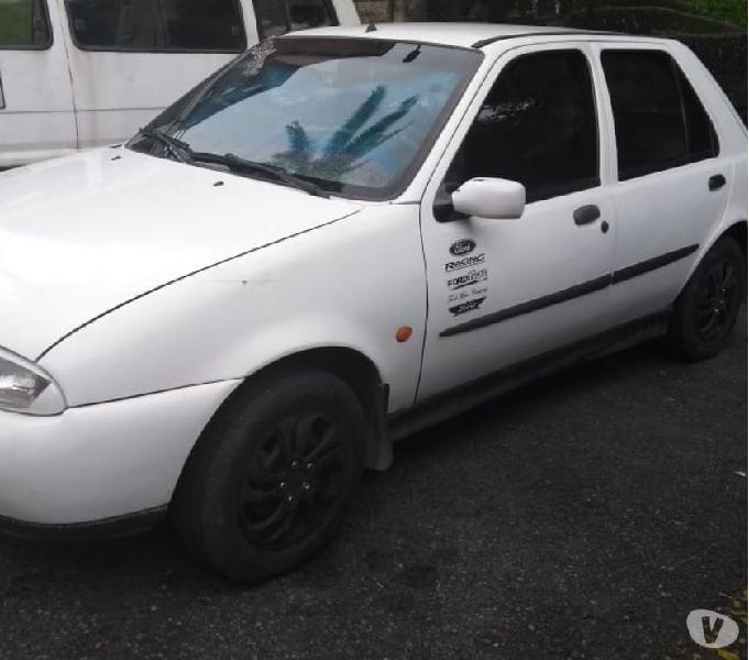 Vendo ford fiesta modelo 97