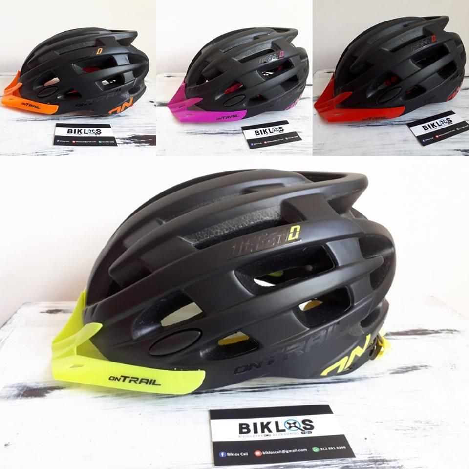 Casco On Trail Defend