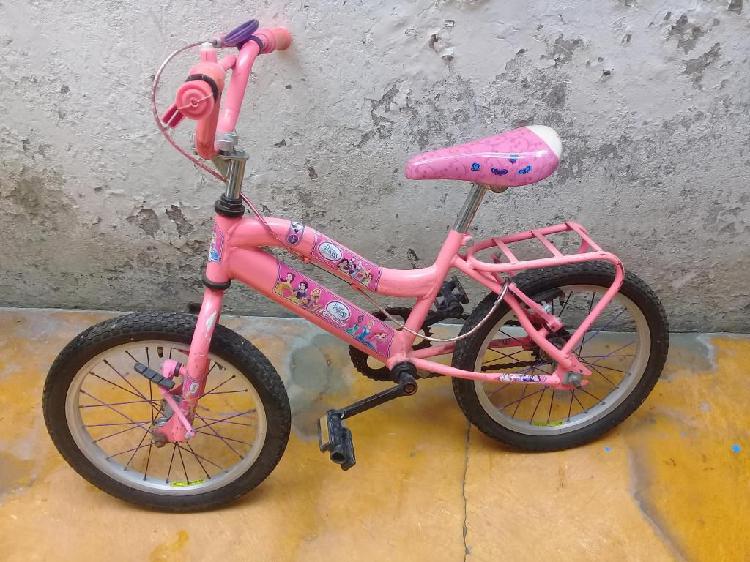 vendo bicicleta barata, bonita, para niña