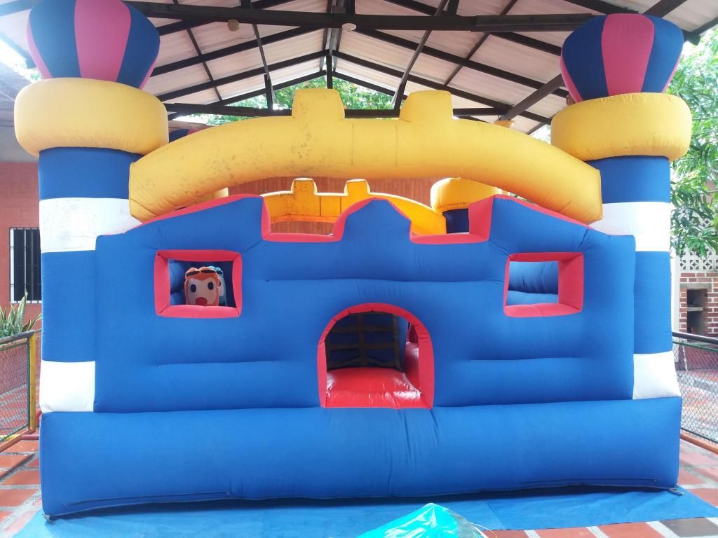 CASTILLO INFLABLE