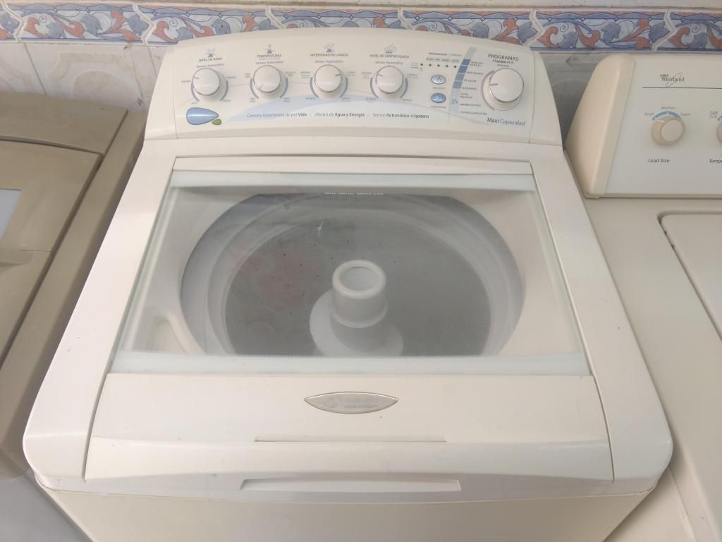 lavadora CENTRALES DE 28 LIBRAS RECIEN MANTENIMENTO SUBA