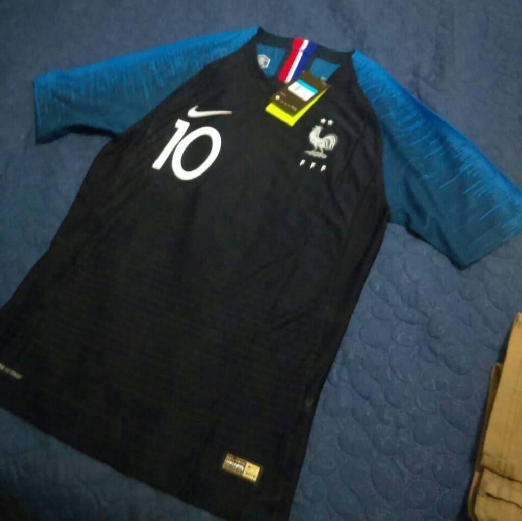 Camiseta de Futbol Francia Nike Mbappe M