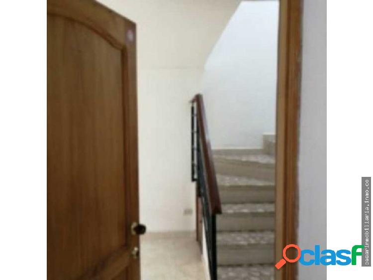 Cr 18 39a05
