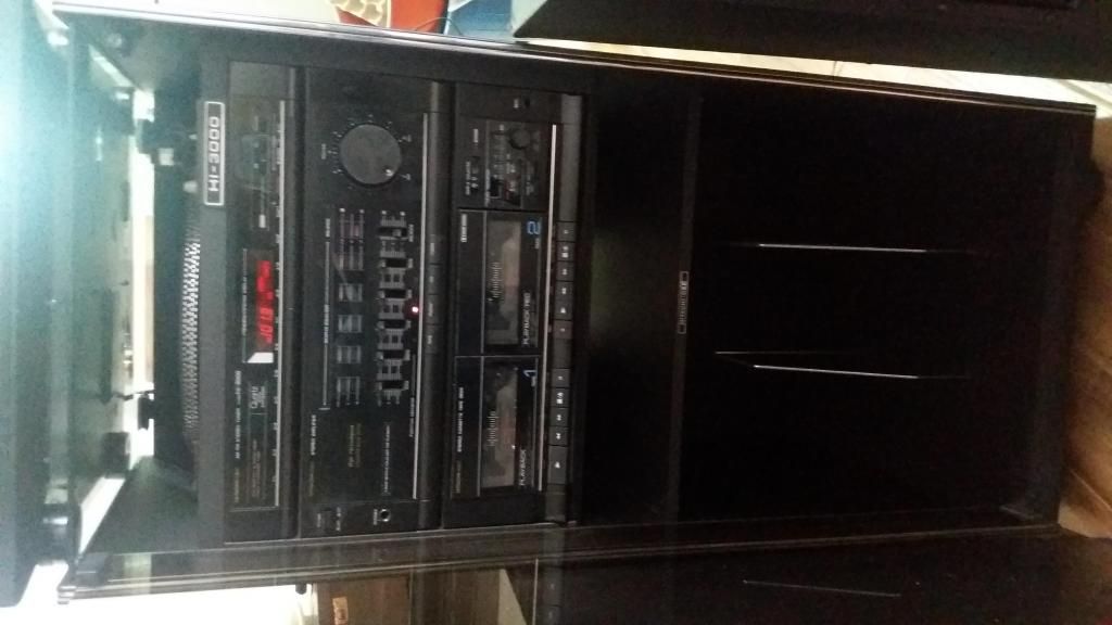 Se vende Equipo de Sonido HITACHI