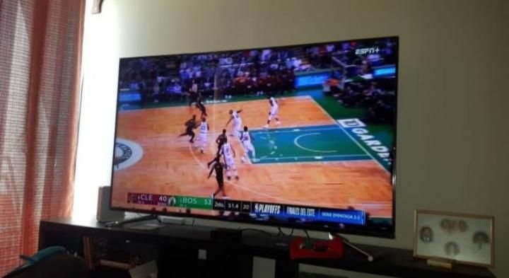 TV LG REF 55UF