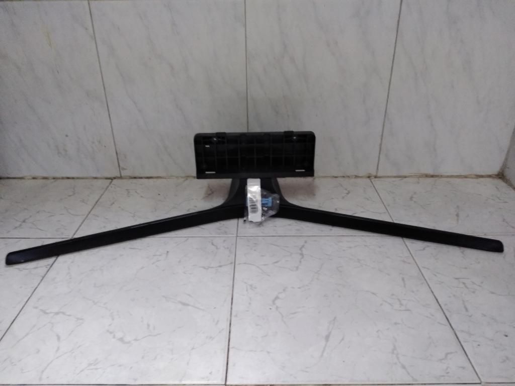 Vendo Base para Televisor Samsung 50 Cu