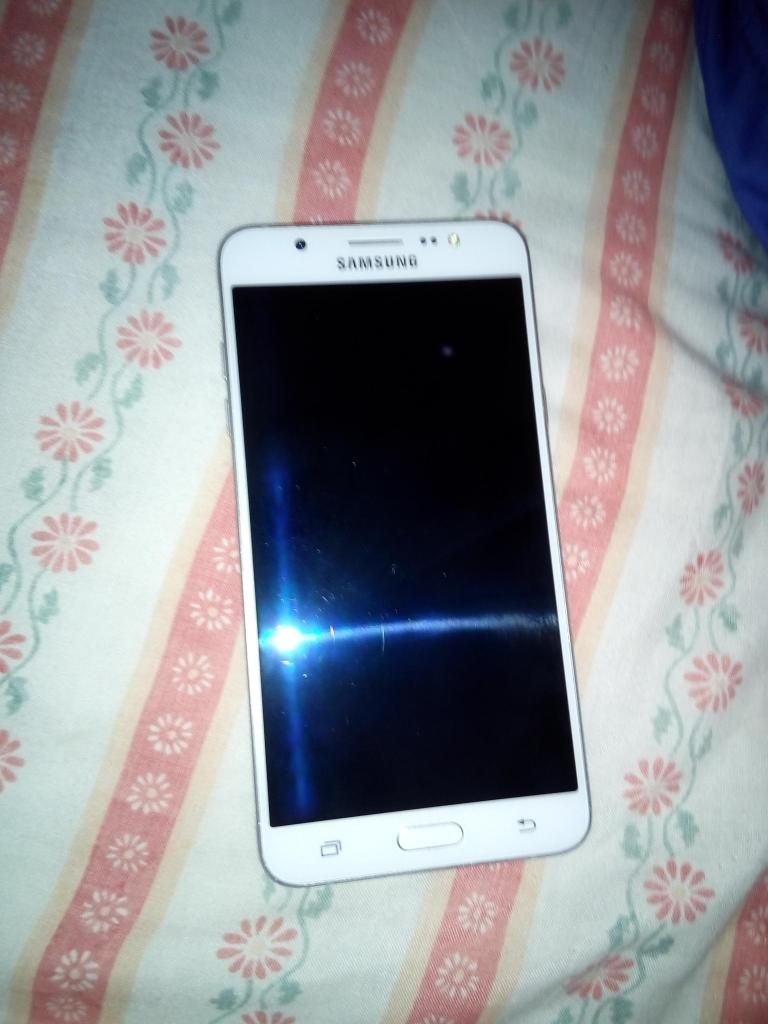 Venta de Celular Samsung Galax J7 Prime