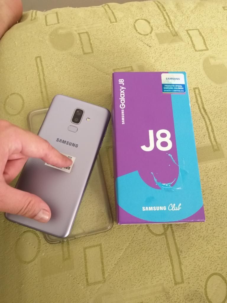 Samsung Galaxy J8 Como Nuevo en Caja Lte