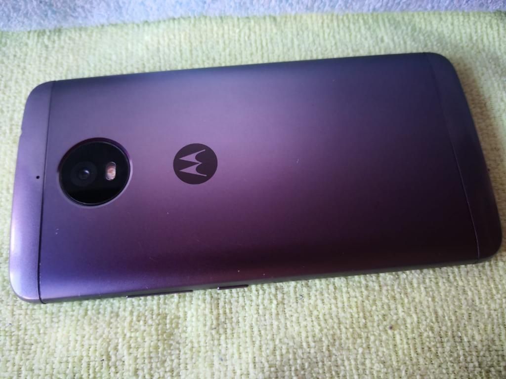 Moto E 4 Plus