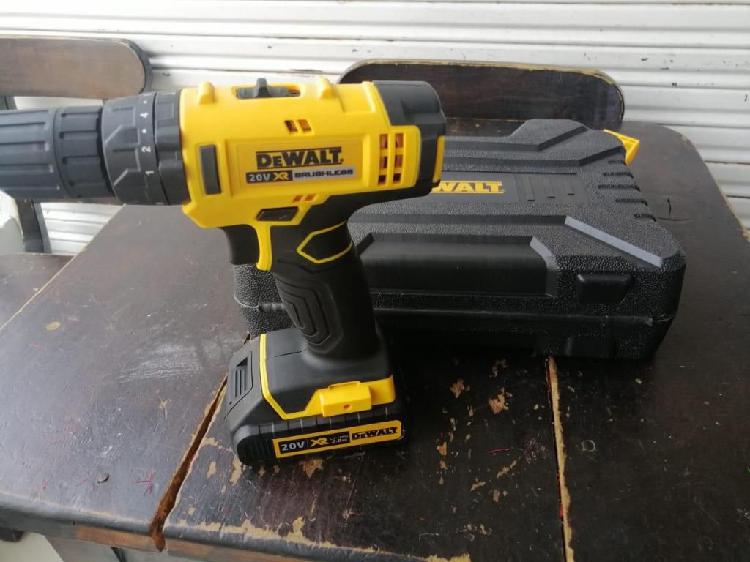 Taladro inalambrico Dewalt 20V con percutor