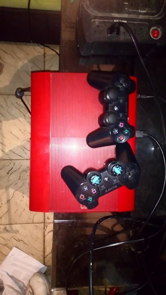 Se Vende Ps3 Super Slim