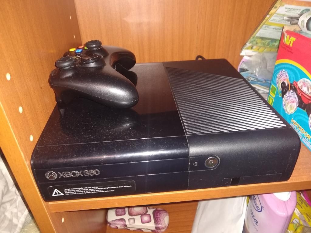 Vendo Xbox 360