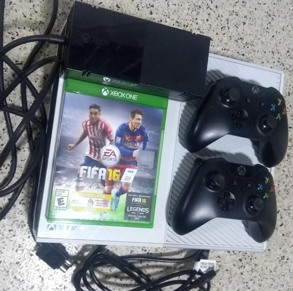 Vendo Xboxone 500gb (negociables)