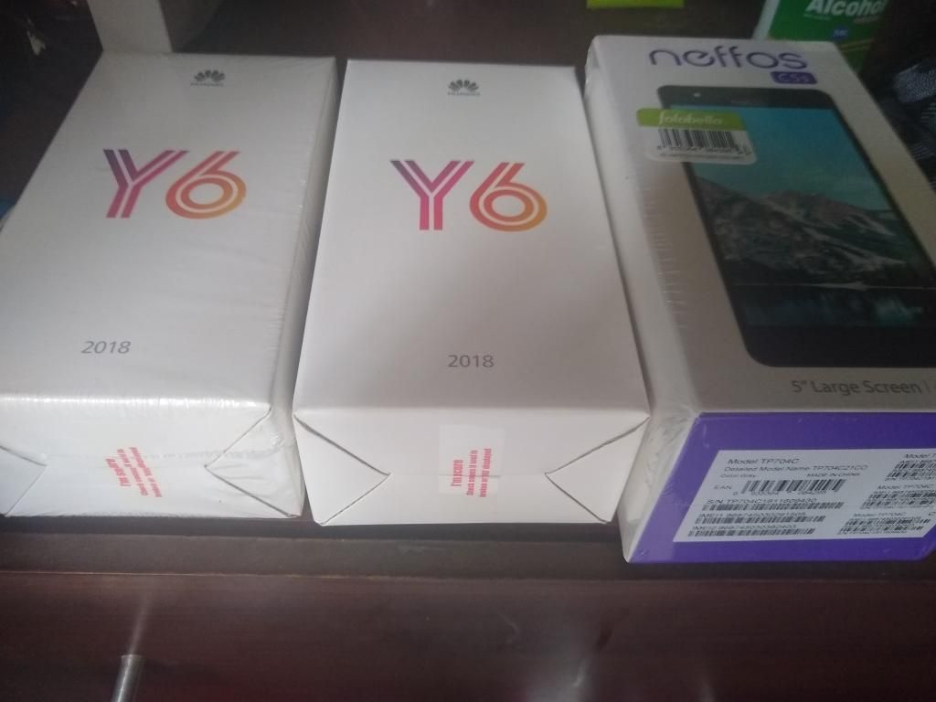 2 Teléfonos Huawei Y 1 Neffos