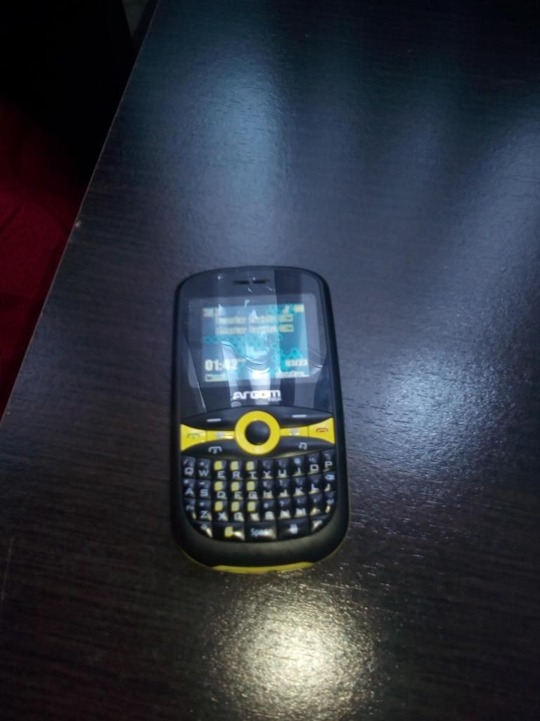 VENDO CELULAR O CAMBIO BÁSICO