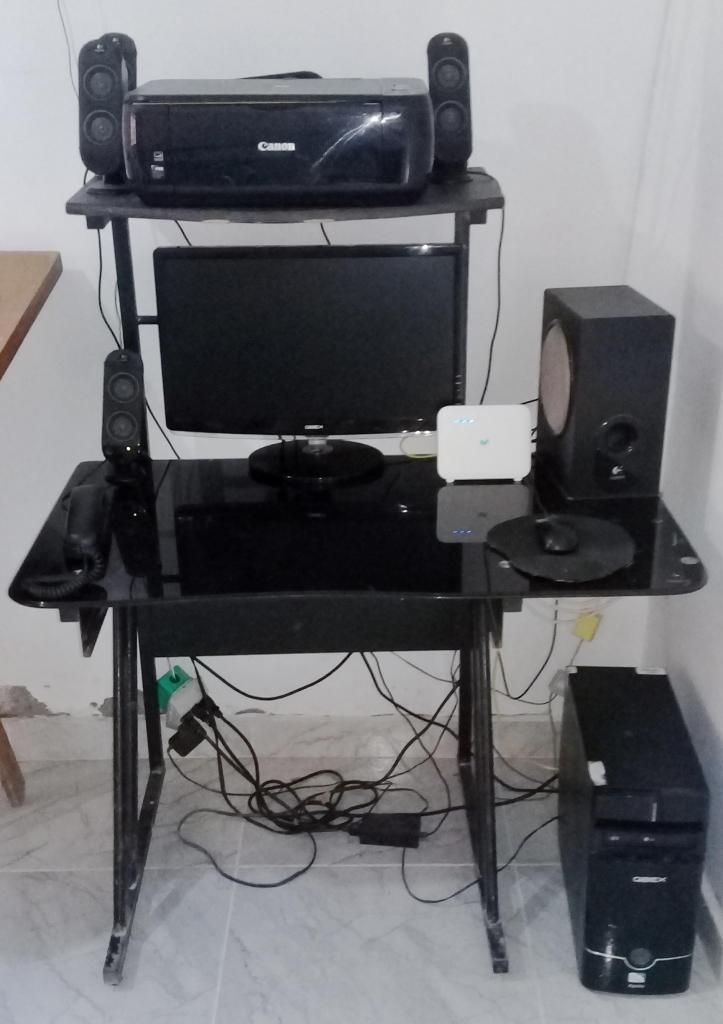 Se vende pc en buen estado