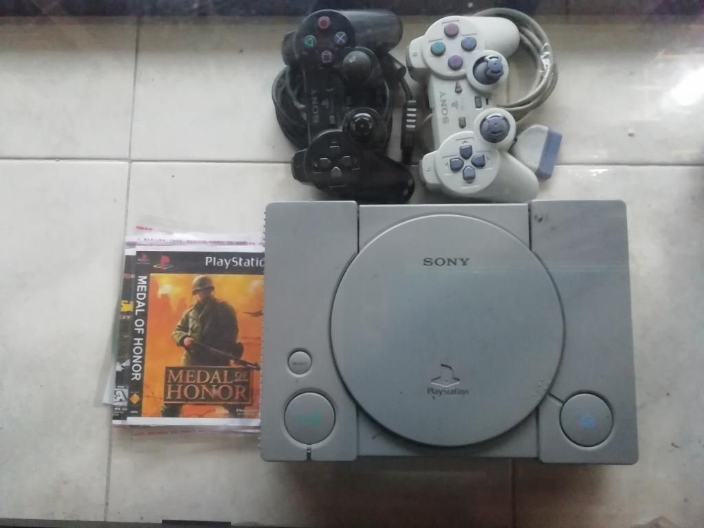 Se Vende Play Station 1 Hermoso