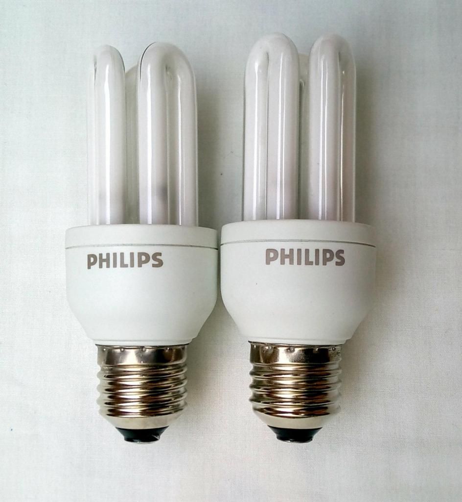 2 Bombillos Philips De 11w Fluorecentes