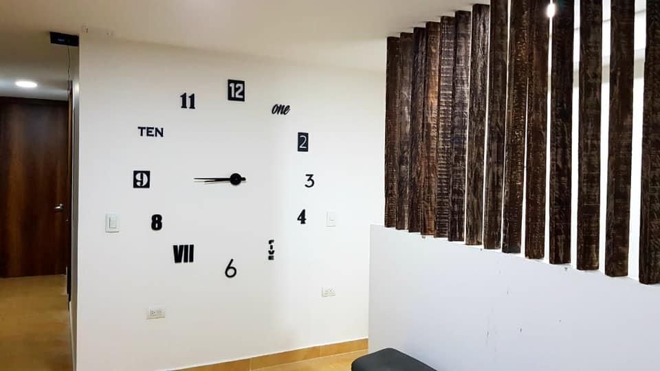 RELOJ DE PARED EN TERCERA DIMENCION