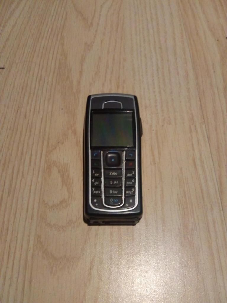 Nokia i