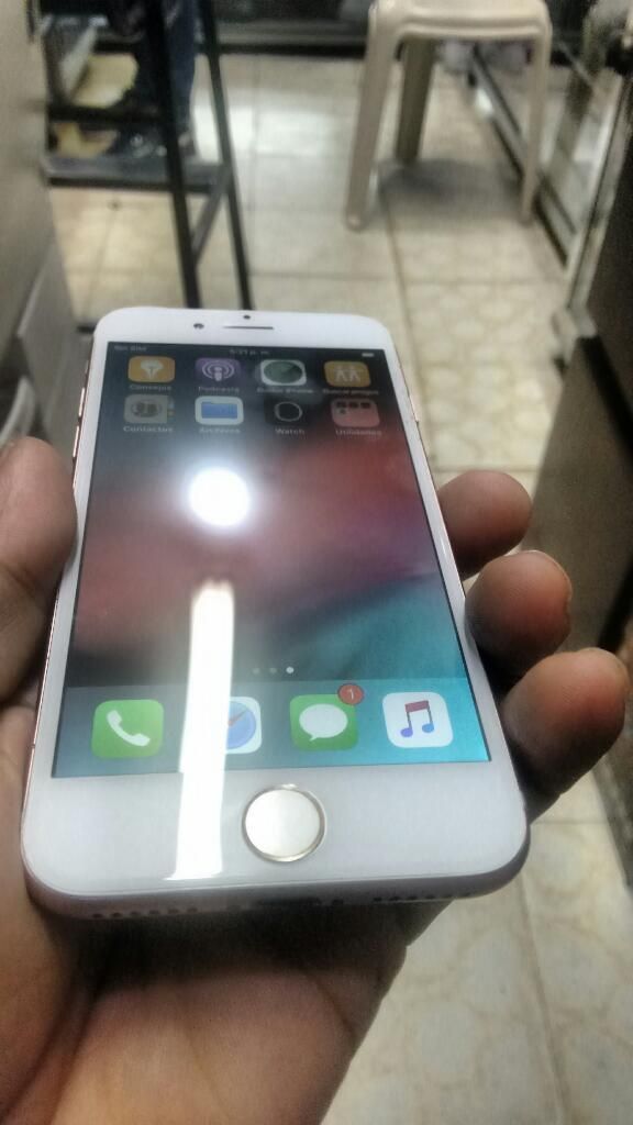 iPhone (7) 32.g