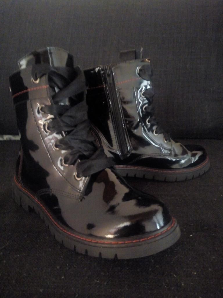 Botas Talla 35 Marca Bosi