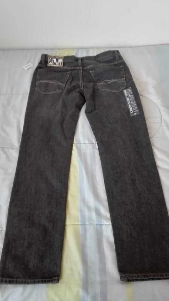 Pantalon Jean marca AEROPOSTALE, talla 32