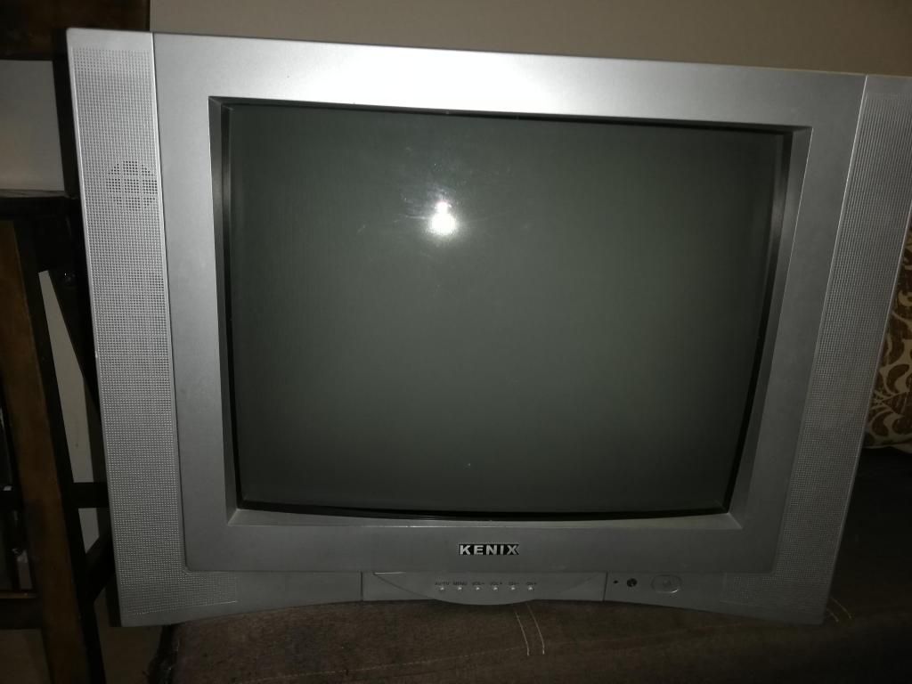 TELEVISOR