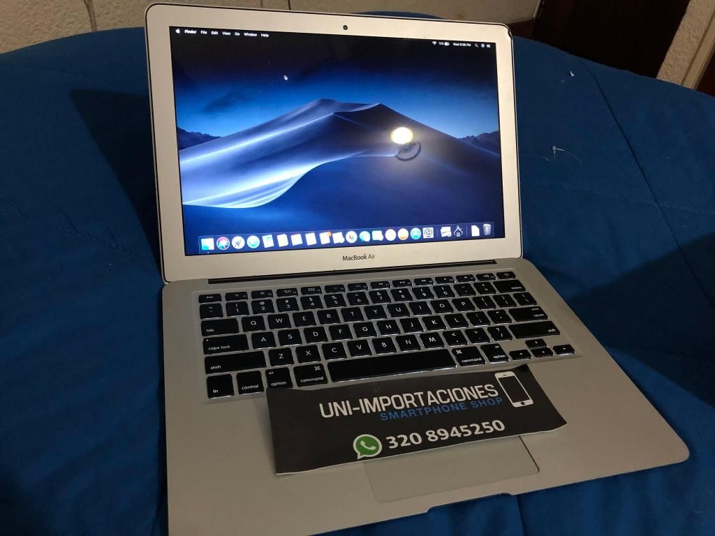 Macbook air  pulgadas core i5 8 ram