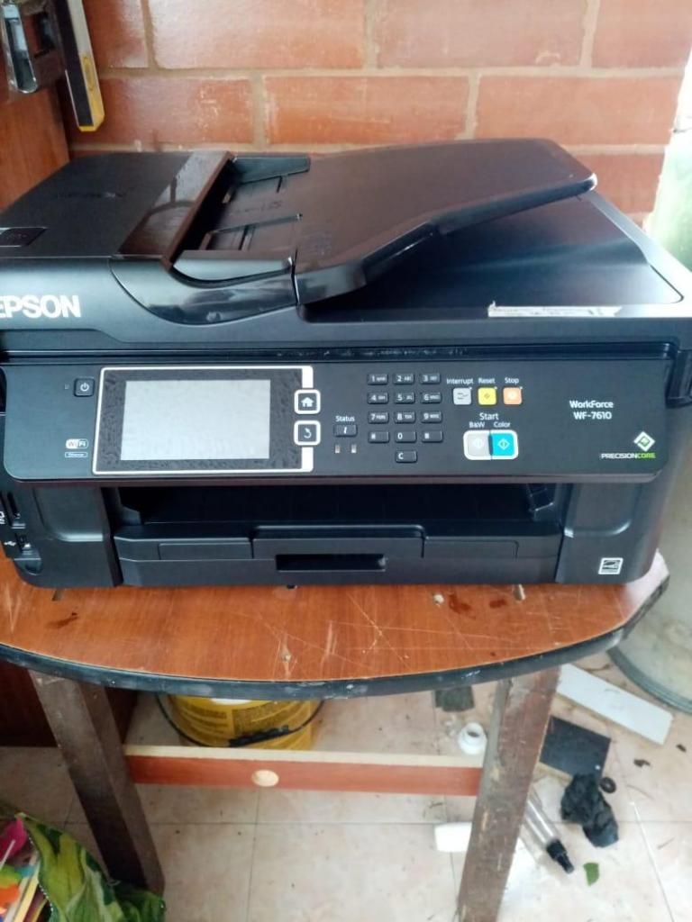 vendo impresora epson WF con sistema continuo
