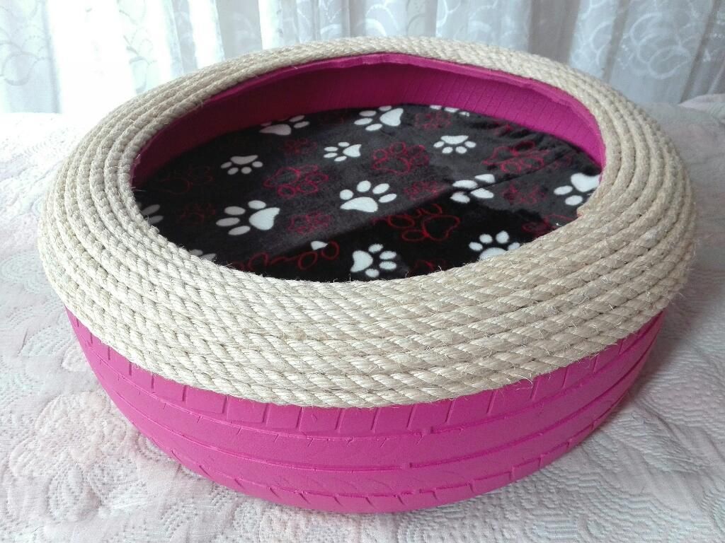 Cama para Gato con Rascador