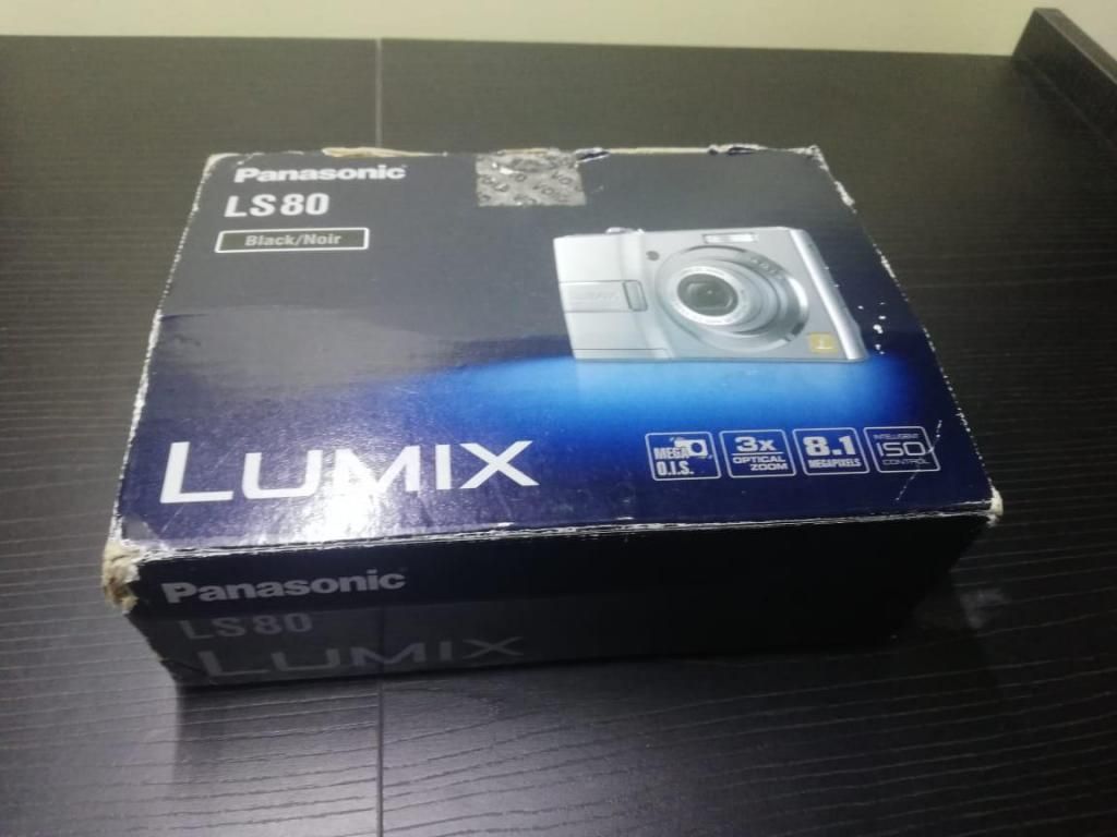 Cámara Panasonic Lumix 8.1 Megapixeles