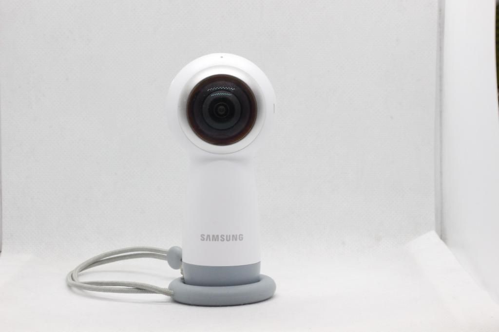 Cámara Samsung Gear 360 Modelo  Usado