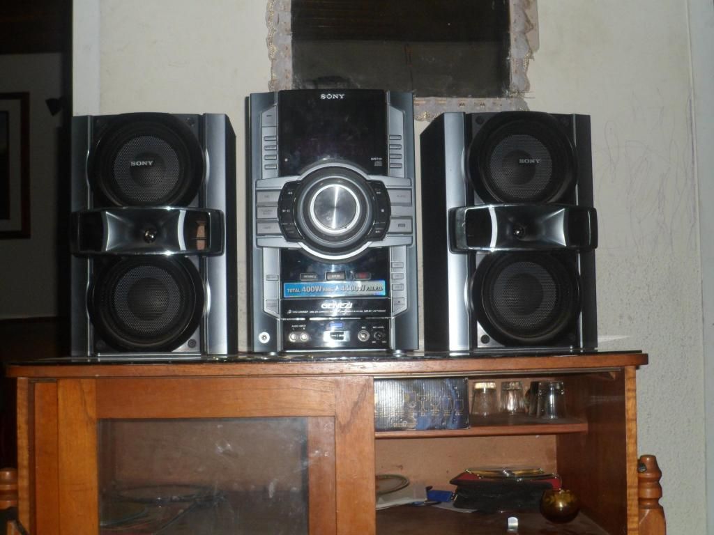 VENDO EQUIPO DE SONIDO SONY GENEZI GT-222