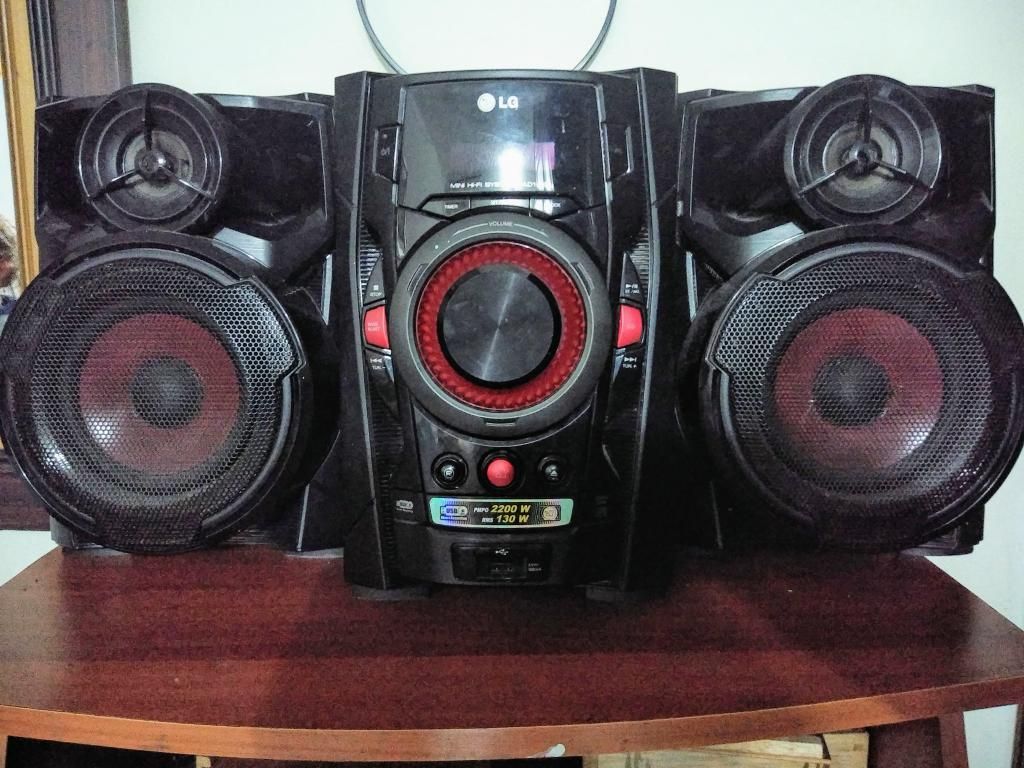 Vendo Equipo Lg, Usb No Bluetooth, Cd en