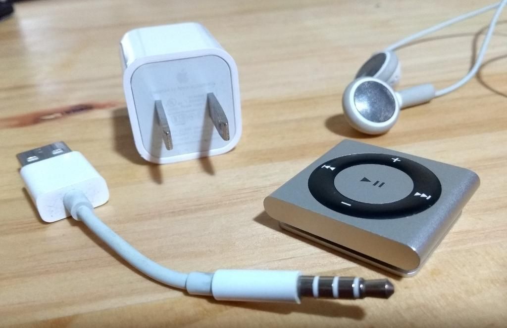 iPod Shuffle Completo Como Nuevo Literal