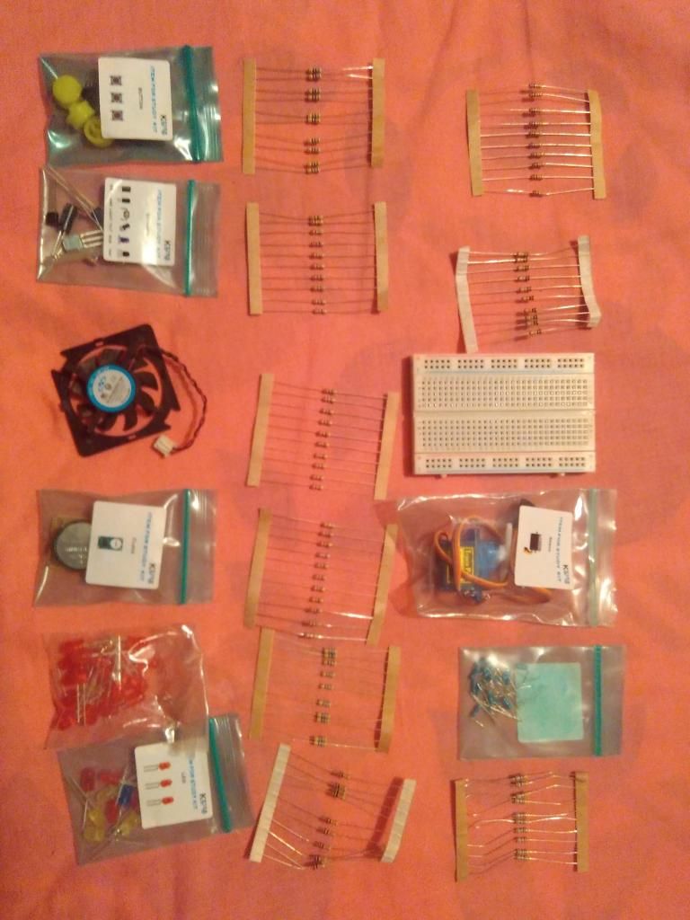 Combo Arduino, modulo WIFI esp y muchos mas accesorios.