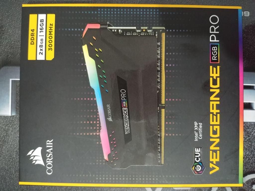 Memoria RAM Corsair Vengeance RGB Pro 16GB 2x8 DDRMHz