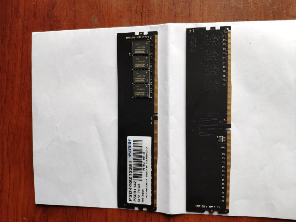 Memorias DDR4 Patriot 2x4 GB a  MHZ excelente estado