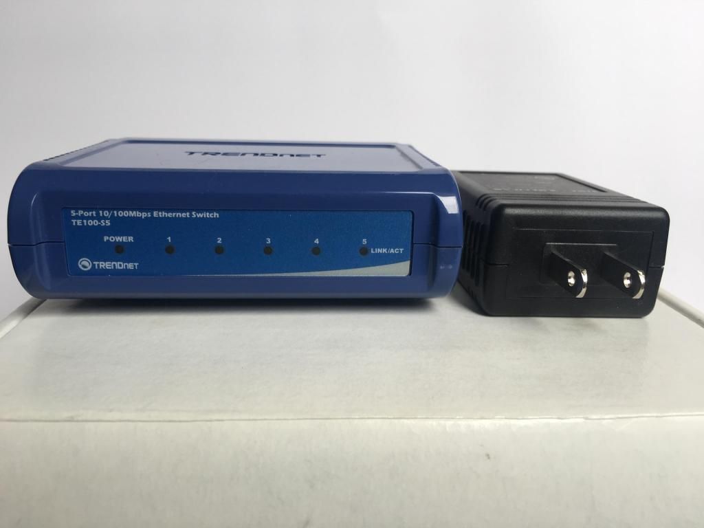 TRENDnet 5-Port  Mbps Fast Ethernet Switch