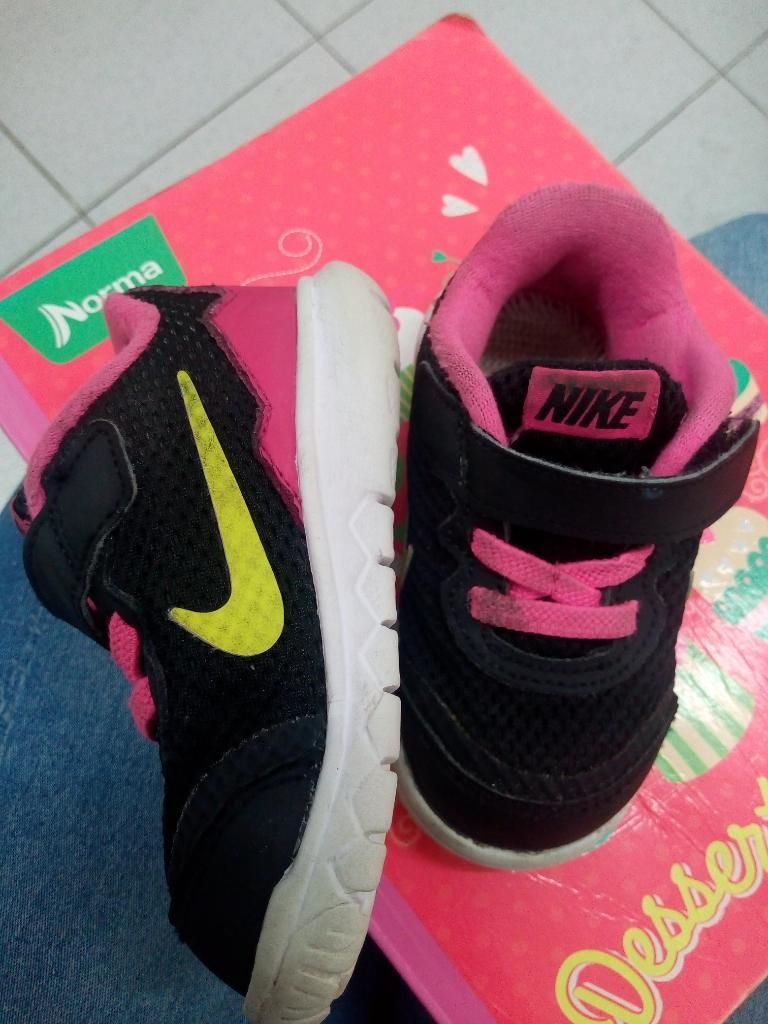 Zapatillas Nike Talla 21