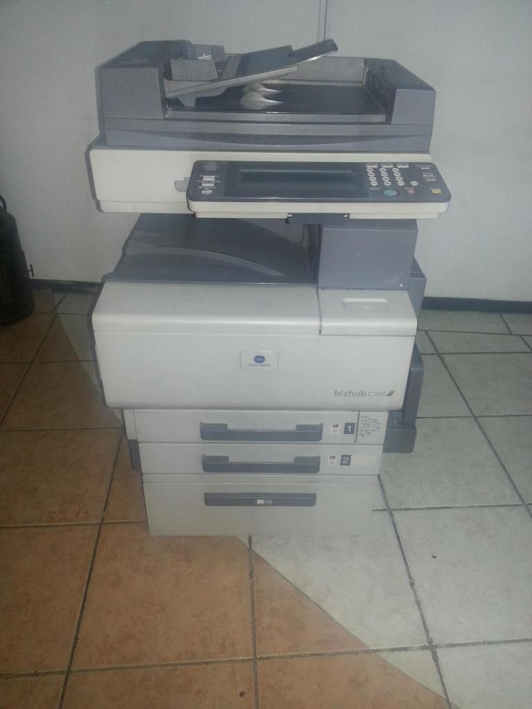 Bizhub C350 Color Impresora, Copiadora, Escaner