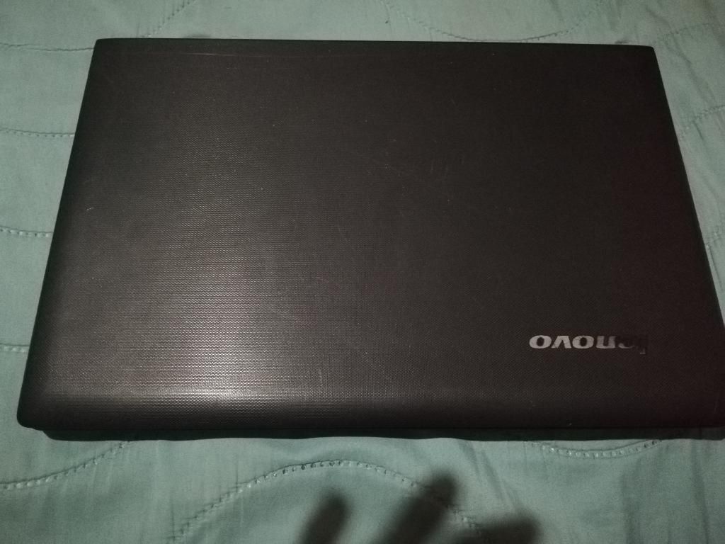 Portátil Lenovo Core I3 6gb Ram 500dd