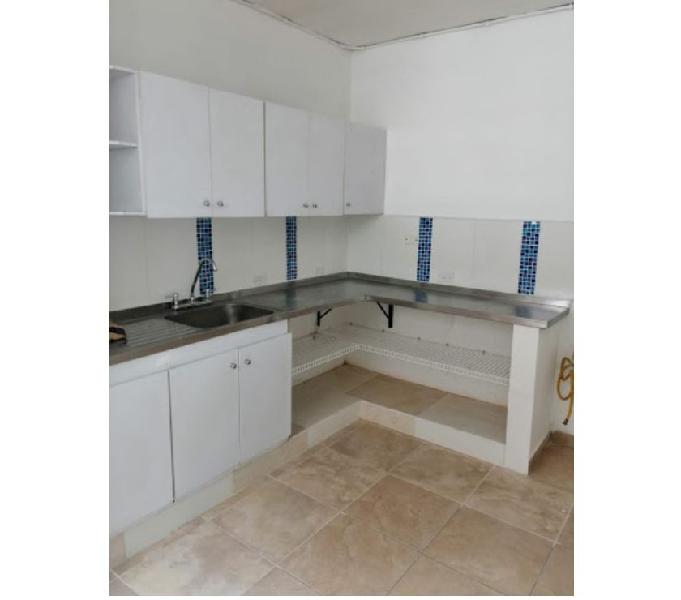 CASA EN ARRIENDO EN BELEN BERNARDO Cod 713-658